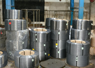 Chine Fil d'acier étiré à froid non allié lumineux et galvanisé de finition extérieure pour la corde fournisseur